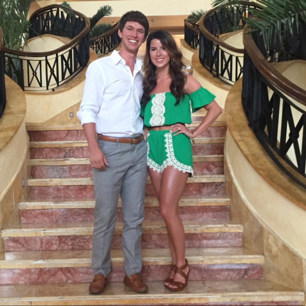 Off the shoulder crop top & short set